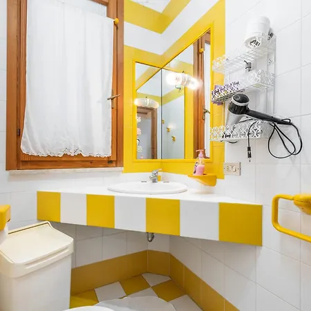 בית נופש Casa Leo קאלאסטה