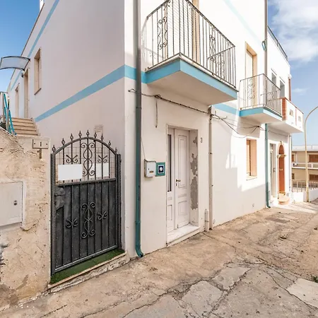 Casa Leo Dom wakacyjny Calasetta